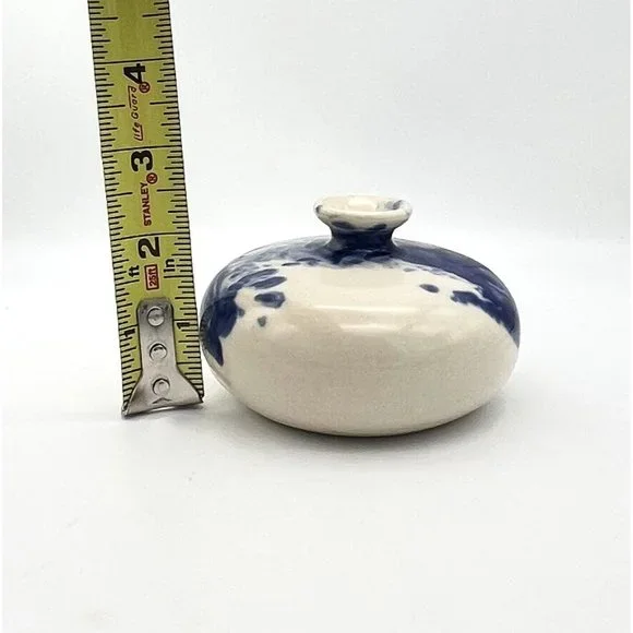 Art Pottery Bud Vase Oil Lamp Weed Pot Blue White Artist Signed R A Ceramic - Picture 8 of 8
